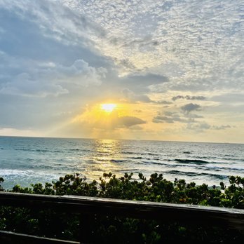 The Dune Deck Cafe - Breakfast view from bar seating - Breakfast & Brunch Near Me - Lantana, Florida