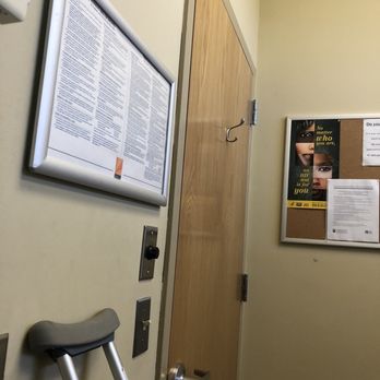 Warren Primary Care Associates - Exam room - Internal Medicine Near Me - Warren, New Jersey