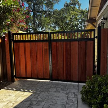 Pro Grade Fence - Front New Gate - Fences & Gates Near Me - San Jose, California Pro Grade Fence - Front New Gate - Fences & Gates Near Me - San Jose, California