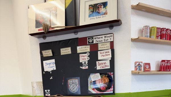 Don Carlos Taco Shop։ by null