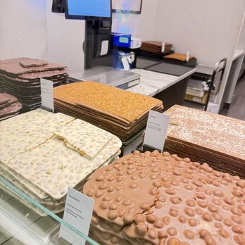 Läderach chocolatier suisse - Chocolatiers & Shops Near Me - Sarasota, Florida Läderach chocolatier suisse - Chocolatiers & Shops Near Me - Sarasota, Florida