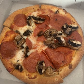 Presto Pasta - Sauce? Mushrooms? - Italian Near Me - Camarillo, California Presto Pasta - Sauce? Mushrooms? - Italian Near Me - Camarillo, California