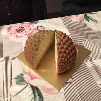 Daan Go Cake Lab - Desserts Near Me - Toronto, Ontario