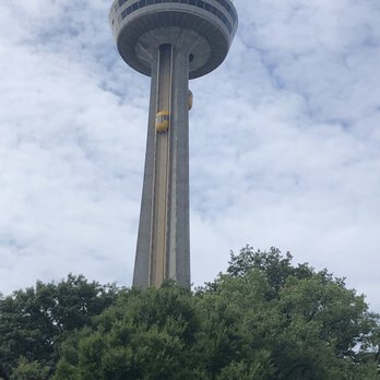 Skylon Tower - Canadian (New) Near Me - Niagara Falls, Ontario