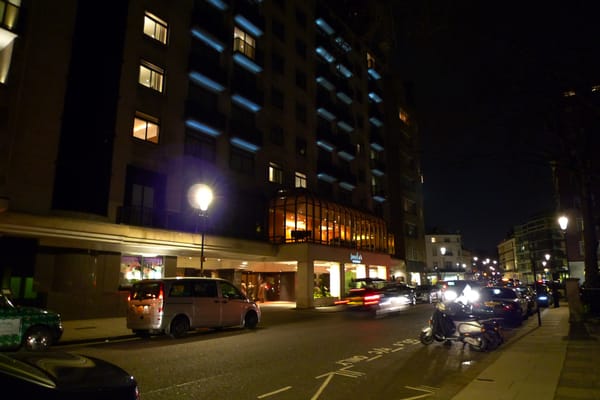 Jumeirah Carlton Tower by null