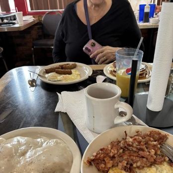 Belleville Pancake House - Picture of two eggs or medium corn, beef, hash, and biscuits and gravy and a lady. Happy that she is at this restaurant. - Diners Near Me - Belleville, Illinois Belleville Pancake House - Picture of two eggs or medium corn, beef, hash, and biscuits and gravy and a lady. Happy that she is at this restaurant. - Diners Near Me - Belleville, Illinois