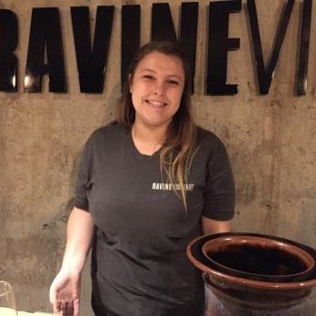 Ravine Vineyard Estate Winery - Wineries Near Me - St Davids, Ontario