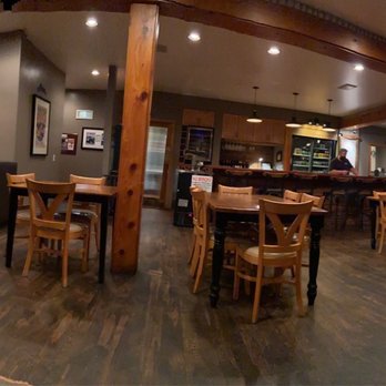 Big Wave Cafe - Dining room - Seafood Near Me - Manzanita, Oregon Big Wave Cafe - Dining room - Seafood Near Me - Manzanita, Oregon