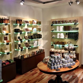 Swiss Chocolate Chalet - Best chocolate! - Chocolatiers & Shops Near Me - Interlaken, BE