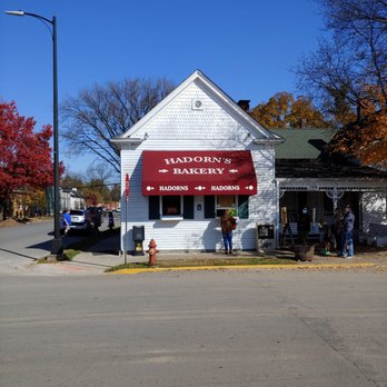 Hadorn's Bakery - Expected to see Andy Taylor and Barney Fife to walk bye..too cute! - Donuts Near Me - Bardstown, Kentucky Hadorn's Bakery - Expected to see Andy Taylor and Barney Fife to walk bye..too cute! - Donuts Near Me - Bardstown, Kentucky