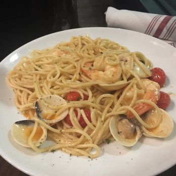 La Lanterna - Spaghetti Frutti di Mare - Pizza Near Me - Detroit, Michigan