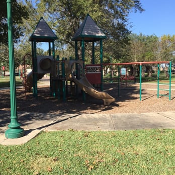 Walnut Park - Parks Near Me - Webster, Texas