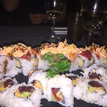 Sushi Miyazawa - Christmas maki and Spicy crunchy tuna - Japanese Near Me - Worcester, Massachusetts