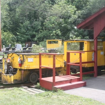 No 9 Coal Mine & Museum - Mine train and car. - Museums Near Me - Lansford, Pennsylvania No 9 Coal Mine & Museum - Mine train and car. - Museums Near Me - Lansford, Pennsylvania