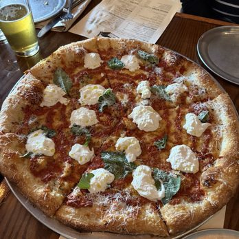 Hi Hat - Vodka pizza - yum! (Favorite) - Beer Bar Near Me - San Francisco, California
