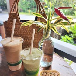 Akamai Juice Company - Left to right Immortal mushroom, cucumber mint and bird bar.