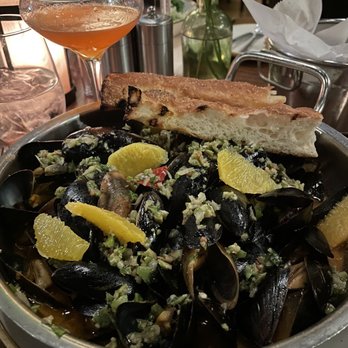 Saltine - Colossal Coconut Curry Mussels - Seafood Near Me - Norfolk, Virginia Saltine - Colossal Coconut Curry Mussels - Seafood Near Me - Norfolk, Virginia