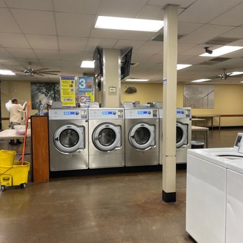 Eco Laundry - Cleaning crew is here. - Laundry Services Near Me - Tempe, Arizona