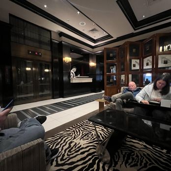 XV Beacon - Lobby - Hotels Near Me - Boston, Massachusetts