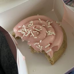 Strawberry Cookie