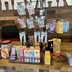HHC & Delta 8 THC vape carts and disposables.