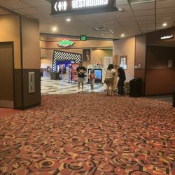 Cinemark Tinseltown 17