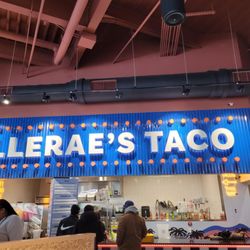Ellerae's Taco - Facade
