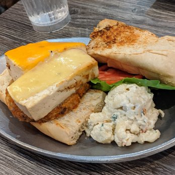 Da Kitchen Maui - Paia sandwich - Hawaiian Near Me - Kihei, Hawaii