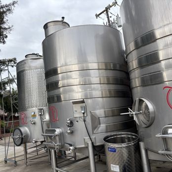 Christopher Cellars - Wine Tasting Room Near Me - Elk Grove, California