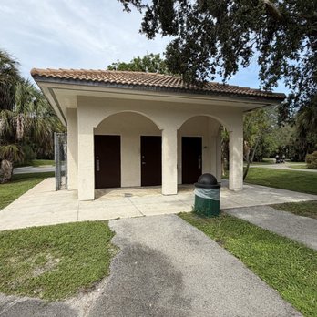 Sandy Ridge Sanctuary - Restroom - Parks Near Me - Coral Springs, Florida