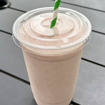 Derailleur Bike Shop Cafe - Peach-Pineapple Smoothie - Cafes Near Me - Herman, Pennsylvania