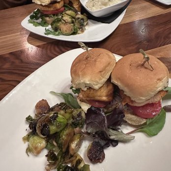 Sedona Taphouse - Salmon sliders - New American Near Me - Nashville, Tennessee