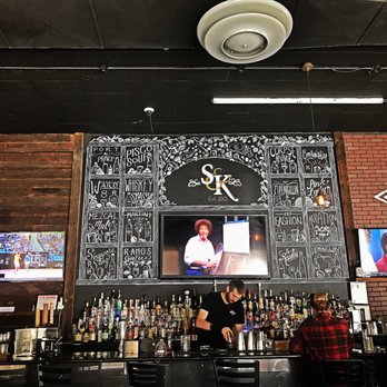 Smith & Kings - This Victorian era inspired decor should be in my man cave... next to my corset & Bob Ross VHS collection;) - Cocktail Bars Near Me - Honolulu, Hawaii