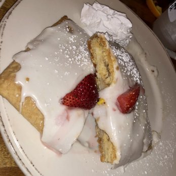 Iron Rooster - Strawberry cheesecake roostart - Cocktail Bars Near Me - Annapolis, Maryland