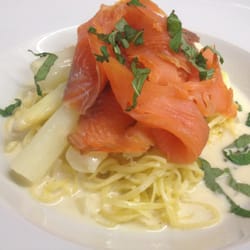 Restaurant 't Sand - Linguini met asperge en zalm