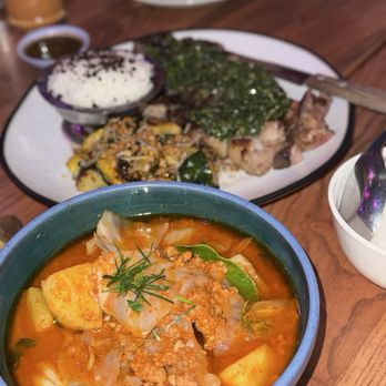 Talat Market - Red curry & ribeye - Thai Near Me - Atlanta, Georgia Talat Market - Red curry & ribeye - Thai Near Me - Atlanta, Georgia
