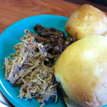Golden Corral Buffet & Grill - Pulled pork, dinner rolls, bourbon street chicken - American Near Me - Raleigh, North Carolina Golden Corral Buffet & Grill - Pulled pork, dinner rolls, bourbon street chicken - American Near Me - Raleigh, North Carolina