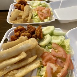 Island Flavors - Chicharron de pollo, Yuca fries, Salad