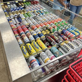 Buc-ee's - Cold beer and seltzers - Car Wash Near Me - Cypress, Texas