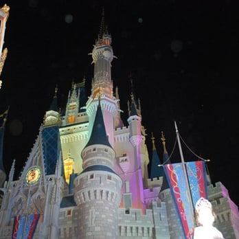 Cinderella Castle - Amusement Parks Near Me - Orlando, Florida