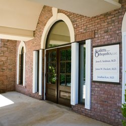 Academy Orthopedics