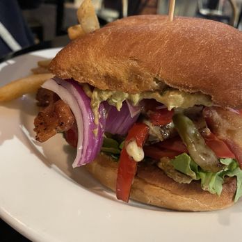 Back 40 - Comfort Food Near Me - North Kingstown, Rhode Island