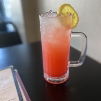 Aromas - Strawberry lemonade - Buffets Near Me - Fresno, California Aromas - Strawberry lemonade - Buffets Near Me - Fresno, California