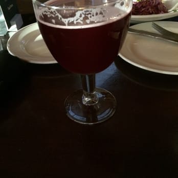 Yard House - Raspberry Framboise - Bars Near Me - Long Beach, California