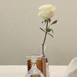 As if all the rest weren't enough, Blvd Indian creates a still-life on each table. Take a minute to savor that and smell the roses ...