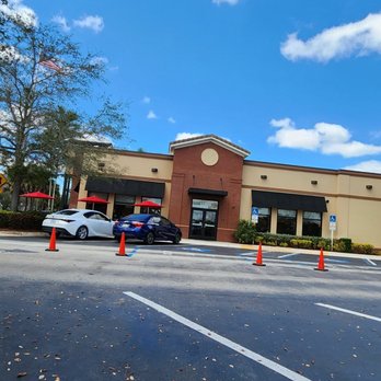 Chick-fil-A - ows an empty parking lot - Fast Food Near Me - Pembroke Pines, Florida