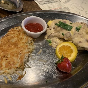 Saddle Ranch - Brunch Sausage N' Biscuits Brunch - Steakhouses Near Me - Orange, California Saddle Ranch - Brunch Sausage N' Biscuits Brunch - Steakhouses Near Me - Orange, California