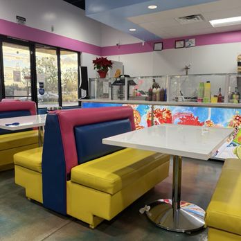 La Michoacana Azteca - Lots of great seating - Juice Bars & Smoothies Near Me - Bakersfield, California La Michoacana Azteca - Lots of great seating - Juice Bars & Smoothies Near Me - Bakersfield, California