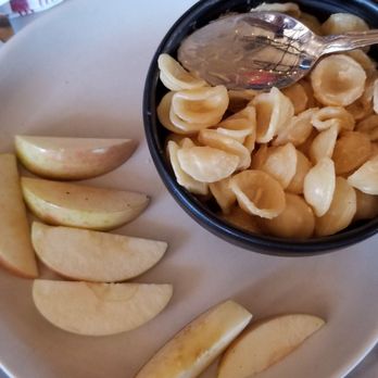 Culinary Dropout - Mac and cheese with apples - New American Near Me - Gilbert, Arizona Culinary Dropout - Mac and cheese with apples - New American Near Me - Gilbert, Arizona