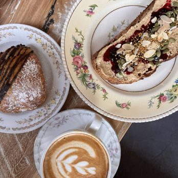 Fiddlehead Fern Café - Coffee & Tea Near Me - St Louis, Missouri Fiddlehead Fern Café - Coffee & Tea Near Me - St Louis, Missouri